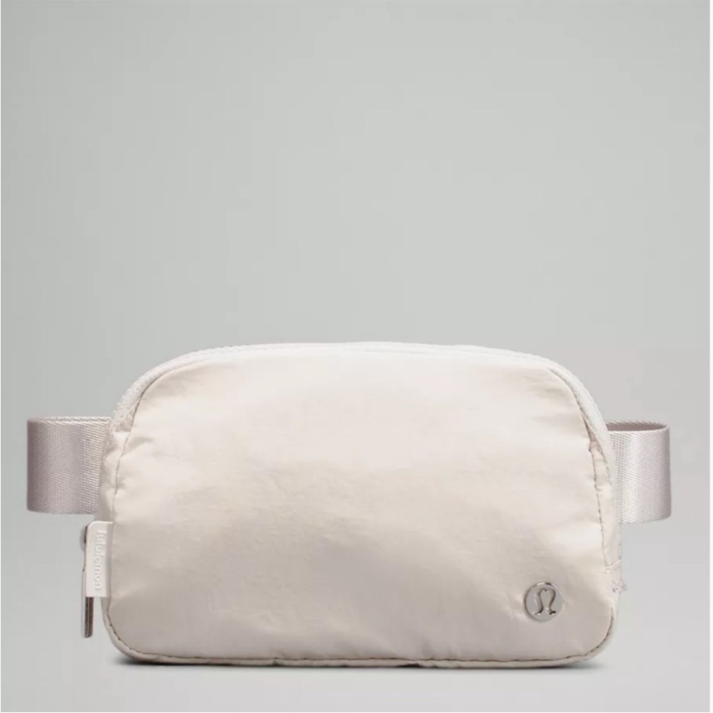 Lululemon White Opal Belt Bag 1L